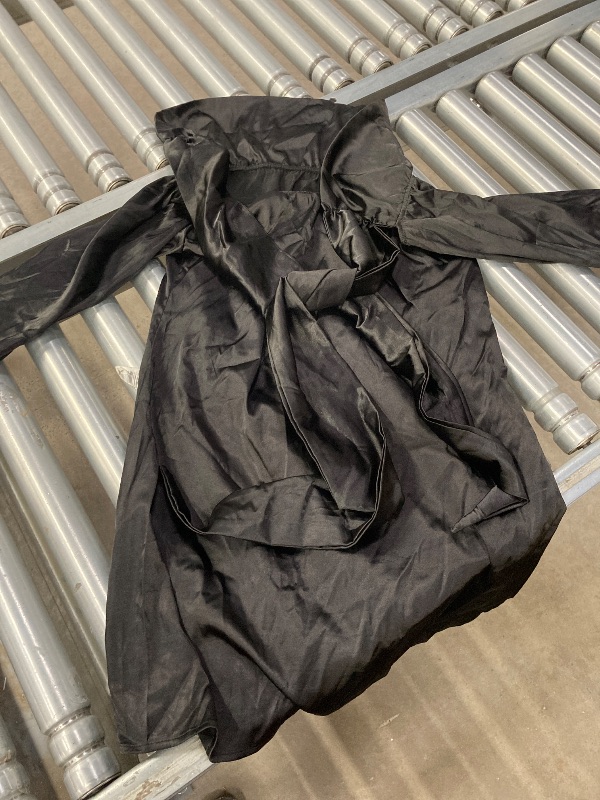 Photo 1 of *Stock photo will differ, used for reference only. *

Satin black dress short, with x-long tie strings from the collar. SIZE:XL
