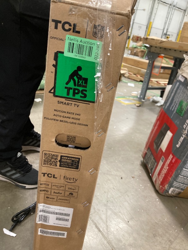 Photo 1 of 
**broken **only parts  TCL 50-Inch Class S5 UHD 4K LED Smart TV with Fire TV (50S551F, 2024 Model), Dolby Vision, HDR PRO+, Dolby Atmos, Alexa Built-in with Voice Remote, Apple AirPlay 2 Compatibility, Streaming Television