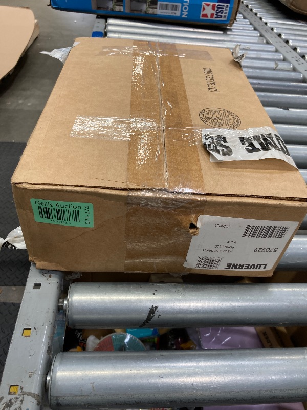 Photo 1 of ***(MISSING PARTS -SELLING AS PARTS ONLY)*** 
LUVERNE 584088-570929 O-Mega II 88-Inch Black Aluminum Wheel to Wheel Side Steps, Select Ford F-150