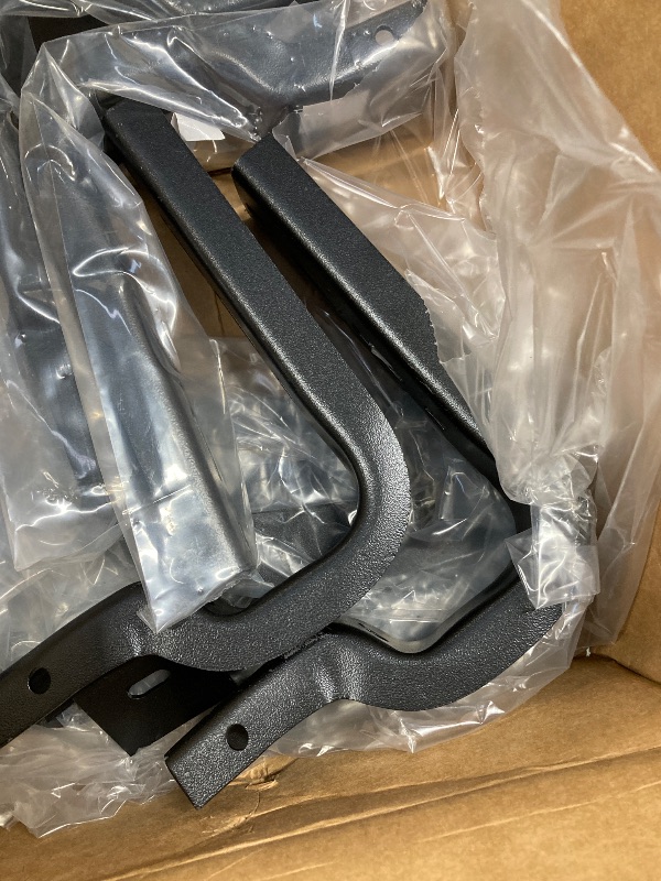 Photo 1 of ***(MISSING PARTS -SELLING AS PARTS ONLY)*** 
LUVERNE 584088-570929 O-Mega II 88-Inch Black Aluminum Wheel to Wheel Side Steps, Select Ford F-150