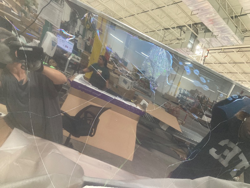 Photo 1 of ***PARTS USE ONLY***Samsung 75-Inch Class Crystal UHD U8000F 4K Smart TV (2025 Model) Endless Free Content, Crystal Processor 4K, MetalStream Design, Knox Security, Alexa Built-in