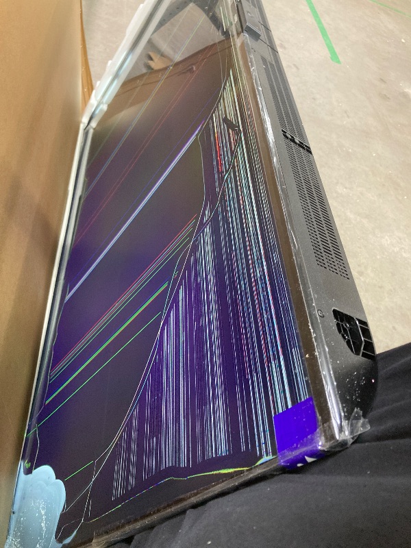 Photo 1 of ***PARTS ONLY***Roku Smart TV 2025 – 65-Inch Select Series, 4K HDR TV – RokuTV with Enhanced Voice Remote – Flat Screen LED Television with Wi-Fi for Streaming Live Local News, Sports, Family Entertainment***PLZ REFER TO PICTURES***
