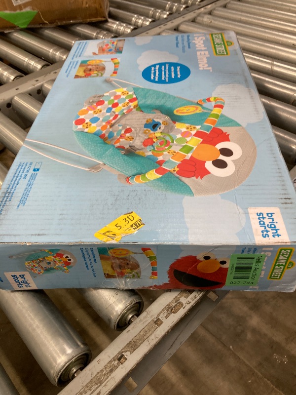 Photo 1 of Bright Starts Sesame Street Baby Bouncer Soothing Vibrations Infant Seat - I Spot Elmo! with Cookie Monster and Big Bird - Removable-Toy Bar, 0-6 Months Up to 20 lbs
