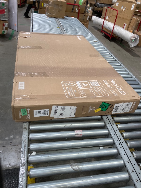 Photo 1 of ****Parts only*******Parts only***Samsung 65-Inch Class Neo QLED QN70F 4K Mini LED Smart TV (2025 Model) NQ4 AI Gen2 Processor, Quantum Matrix Technology Slim, Motion Xcelerator 144Hz, Samsung Vision AI, Alexa Built-in