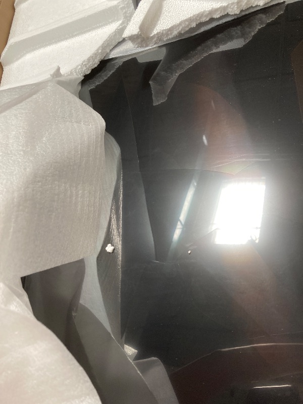 Photo 1 of ***|Parts only*****|Parts only**broken screen********Samsung 70-Inch Class Crystal UHD U8000F 4K Smart TV (2025 Model) Endless Free Content, Crystal Processor 4K, MetalStream Design, Knox Security, Alexa Built-in