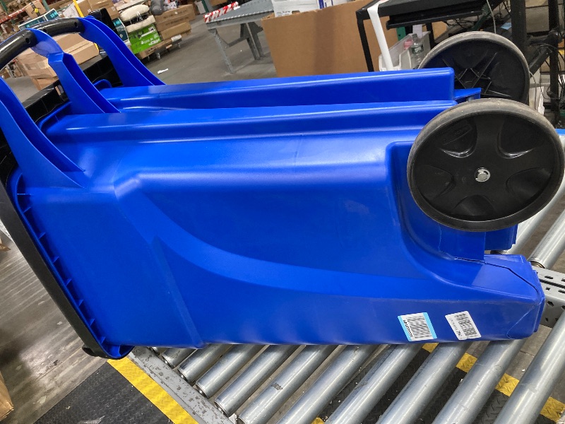 Photo 1 of ***broken **Rubbermaid Commercial Products BRUTE Rollout Heavy-Duty Wheeled Trash/Garbage Can, 32-Gallon, Blue, for Restaurants/Hospitals/Offices/Warehouses/Garage
