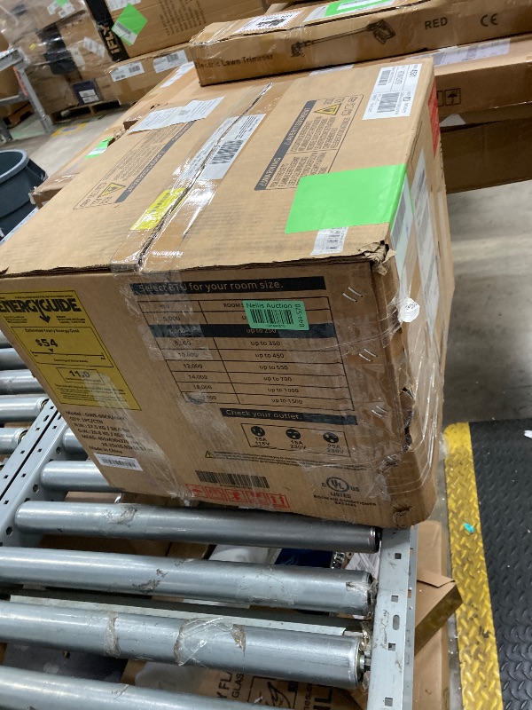 Photo 1 of 
Window Air Conditioner 6000 BTU Cool to 250 sq ft Intelligent, LED,Remote Control, Easy to Clean Filter Screen, Can Be Used as a Dehumidifier/Fan, Operates Quietly, and is Energy-Saving

