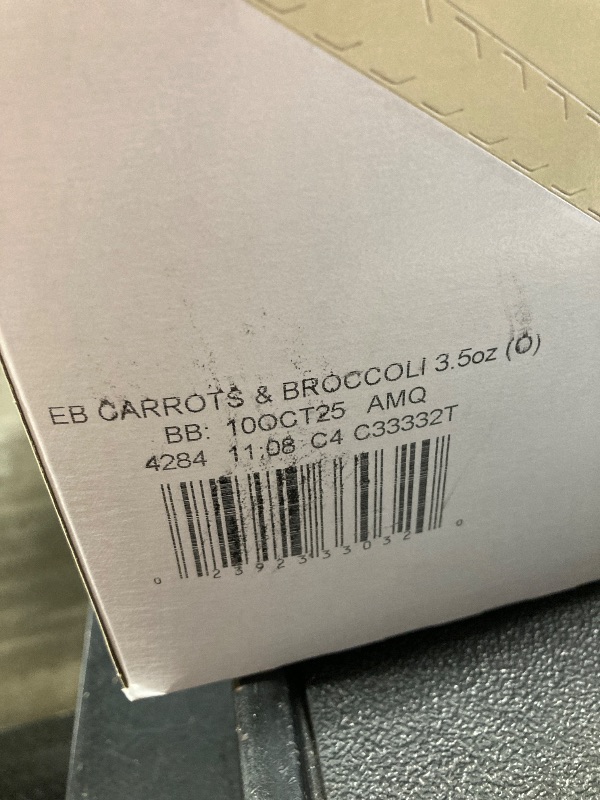 Photo 1 of **expire 10 oct 2025**Earths Best Organic Carrots  Broccoli Baby Food Pouch - 3.5oz pack of 12 