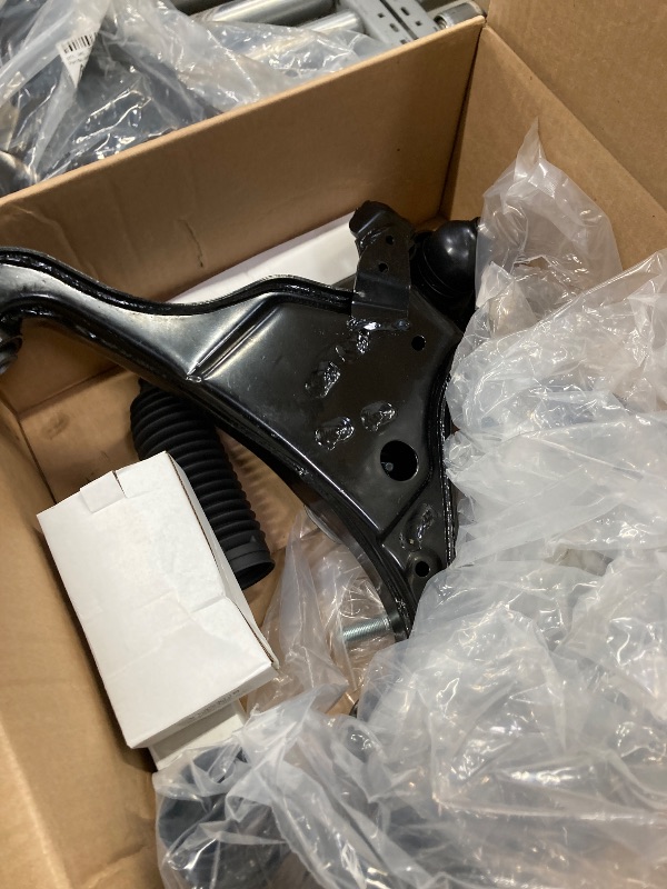 Photo 1 of **BOX CONTAINS** 1-K620371 Front Upper Lower Control Arms w/Ball Joint Compatible For 2005-2018 Nissan Frontier Xterra,,1-MOOG ES800048 Steering Tie Rod End for Nissan Frontier,,1-MOOG ES800108 Steering Tie Rod End for Nissan Frontier,,,1-MOOG RK620372 Su