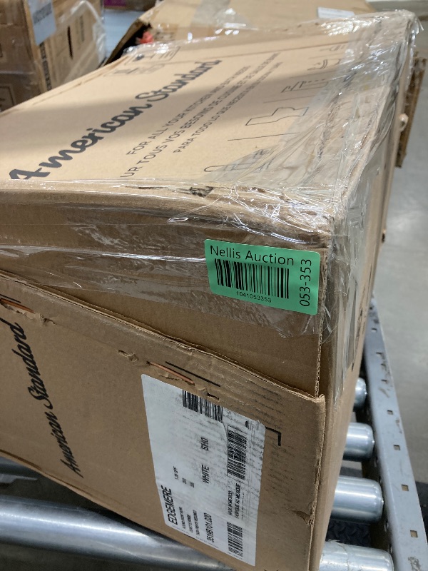 Photo 1 of **Box 2 of 2** American Standard 204BA105.020 Edgemere Two-Piece Toilet, Round Front, Right-Hand Flush, White, 1.28 gpf