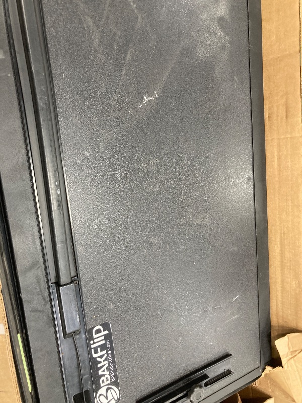 Photo 1 of ****Small scratches and dents.*****RealTruck BAK BAKFlip MX4 Hard Folding Truck Bed Tonneau Cover | 448307 | Fits 2004 - 2014 Ford F-150 6' 7" Bed (78.8")