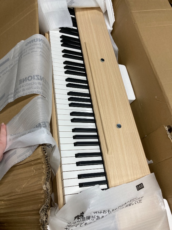 Photo 1 of *Missing a foot* Donner DDP-80 Digital Piano 88 Key Weighted Keyboard