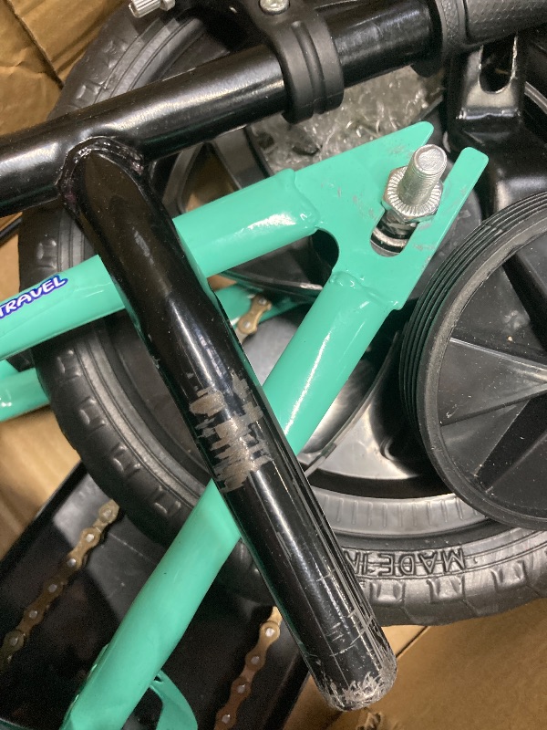 Photo 1 of *Scuffed* Eotvia Kids Bike with Training Wheels 12 Inch Bike with Basket Kids Bicycle with Seat/Handlebar Children Bike Bicycle for Kids Boys Girls 3-5 Green
