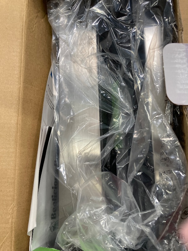 Photo 1 of FRESKO Vacuum Sealer Machine with Automatic Bag Detection, Double Heat Seal, Compact Food Sealer, Easy to Use, Starter Kit