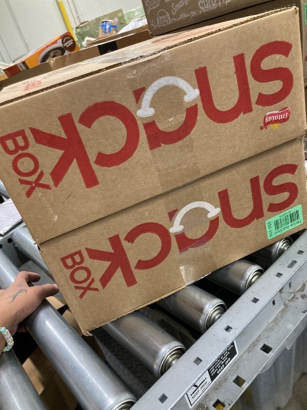 Photo 1 of 2 BOXES GOOD FOR 90DAYS !!!!!!!!!!!!!!!!!!!!!
Frito-Lay Classic Mix Variety Pack, Single Serve Snack Bags (Pack of 21)