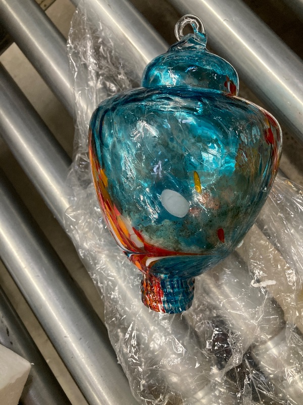 Photo 1 of ***PARTS ONLY -MISSING PARTS-SELLING AS IS - REPLACEMENT GLASS ONLY***
Solar Hummingbird Feeder - 49 fl.oz Hand Blown Glass Color Changing - Perfect Hummingbird Feeder for Outdoors Hanging (Blue)