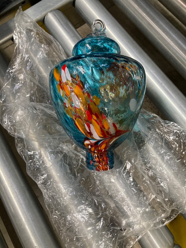 Photo 1 of ***PARTS ONLY -MISSING PARTS-SELLING AS IS - REPLACEMENT GLASS ONLY***
Solar Hummingbird Feeder - 49 fl.oz Hand Blown Glass Color Changing - Perfect Hummingbird Feeder for Outdoors Hanging (Blue)