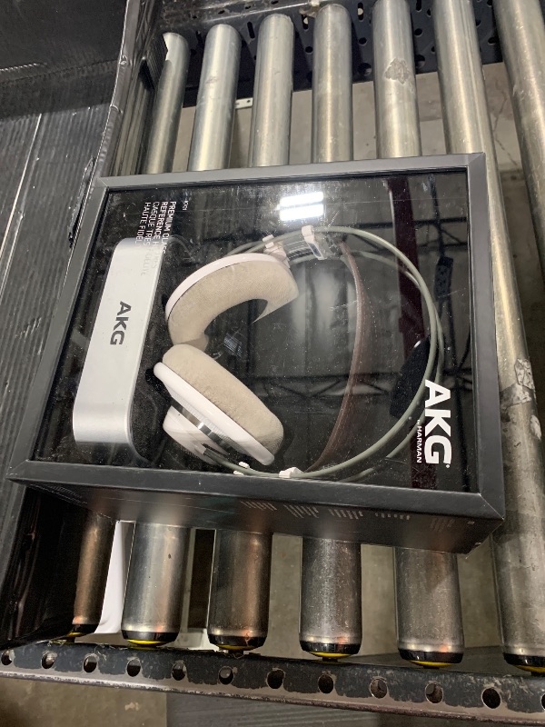 Photo 1 of AKG K 701 Ultra Reference Class Stereo Headphone Level 1