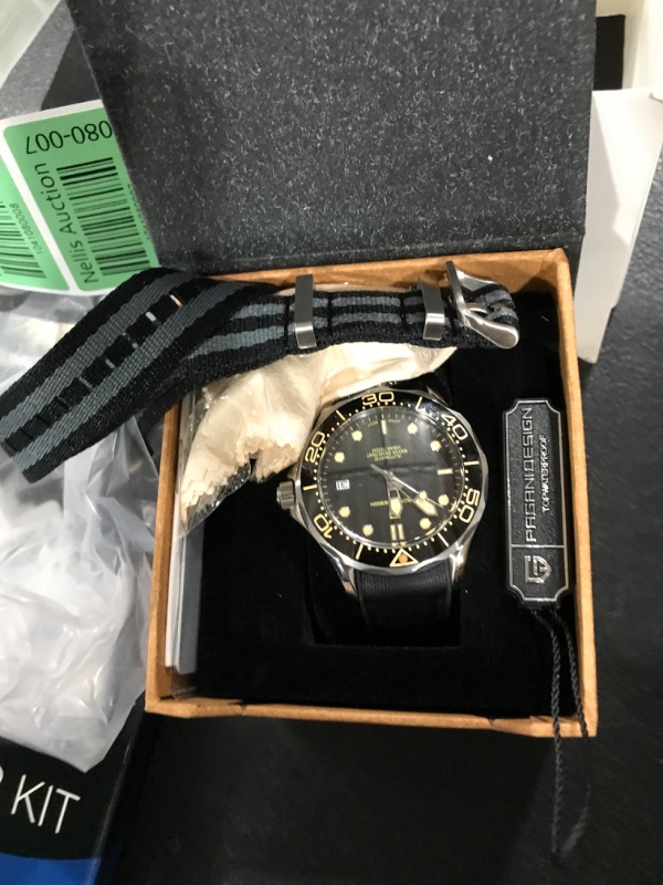 Photo 1 of HaiQin Pagani Design Men's Automatic Diver's Watch Japanese Movement Sapphire Glass Date Display Business Luxury Watch - 1667