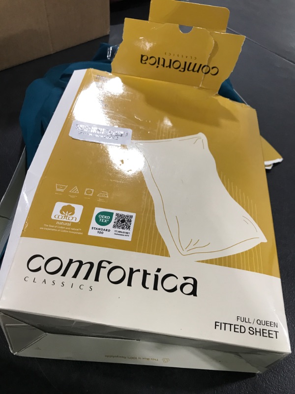 Photo 1 of Comfortica Classics 100% Egyptian Cotton 600 Thread Count, Teal Queen Fitted Sheet with Elastic All Around, Soft & Silky Sateen Weave - Fits Mattress Upto 18 inches