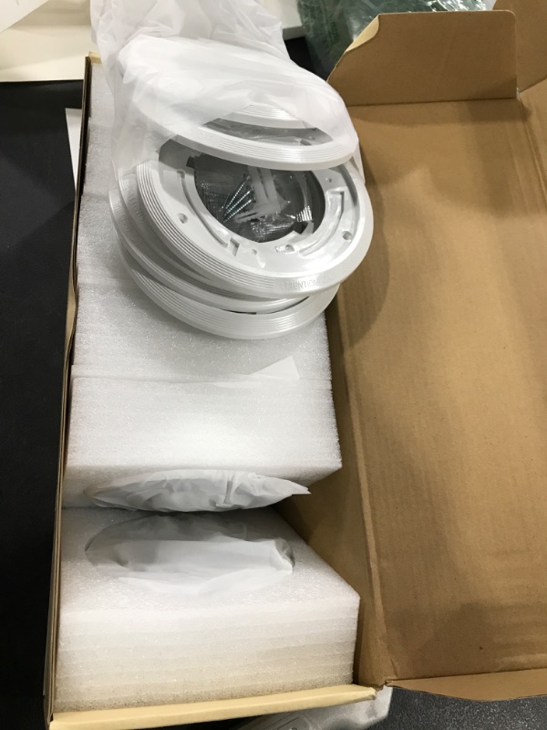 Photo 1 of X-Sense Wireless Interconnected Combination Smoke and Carbon Monoxide Detector with LCD Display & 10-Year Battery, Over 820 ft Transmission Range, 6-Pack