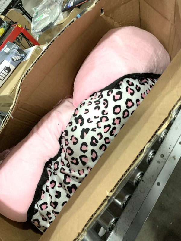 Photo 1 of Gigreinc Dog Bed for Small Dogs - Cute Pink Leopard Dog Bed,Cat Beds for Indoor Cats Washable - Square Shape Cat Dog Sofa Bed Pet House Nest Cave(M, 20.8" L x 18" W x 5.5"
