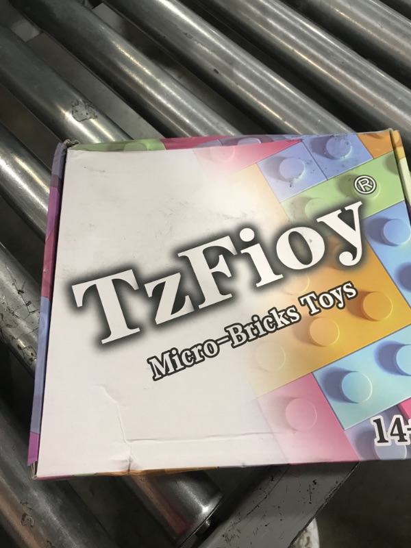 Photo 1 of TzFioy Paris Louvre Museum Building Blocks Set (3377Pcs) Famous World Architecture Educational Toys Micro Bricks for Kids Adults