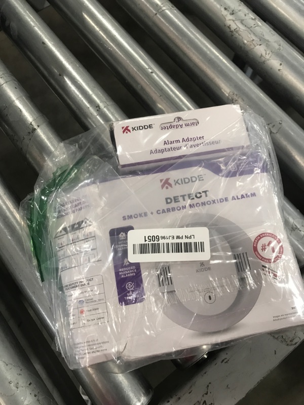 Photo 1 of Kidde Hardwired Combination Smoke and Carbon Monoxide Detector with Interconnected Alarm, LED Warning Lights, and AA Backup Battery?, 30CUAR