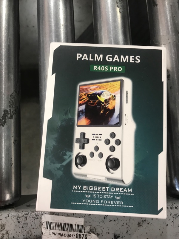 Photo 1 of FVBADE ?30000 in 1 R40S PRO Handheld Game Console 3.5 inch IPS Screen Mini Retro Console 3800mAh Portable Pocket Arcade 12+ Mainstream Emulator 256G TF Card Transparent