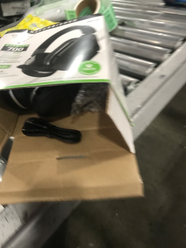Photo 1 of Turtle Beach Stealth 700 Gen 2 MAX Multiplatform Amplified Wireless Gaming Headset - Xbox Series X|S, Xbox One, PS5, PS4, PC – Bluetooth, 40-Hr Battery, 50mm Speakers- Black (Renewed)