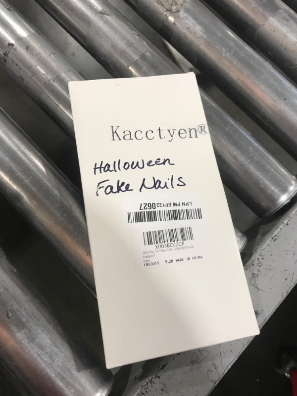 Photo 1 of 384 Pcs 16 Pack Halloween Press on Nails Halloween Short Fake Square False Nails Plastic Artificial Nail Tips Full Cover Coffin with Ghost Pumpkin Spider Pattern for Women(Vivid Pattern)