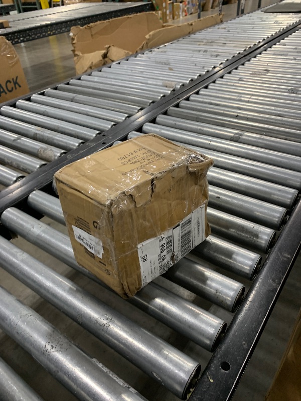 Photo 1 of CLEAR PLASTIC RECLOSABLE ZIP BAGS - Bulk GPI Case Of 1000 4" x 6" 2 mil Thick Strong & Durable Poly Baggies With Resealable Zip Top Lock For Travel, Storage, Packaging & Shipping.