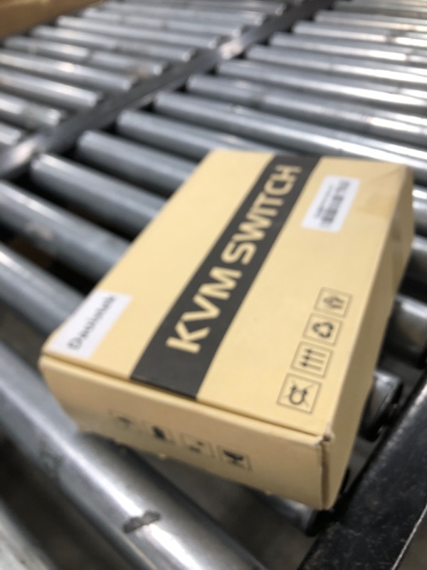 Photo 1 of DAOISTEK KVM SWITCH 8K HDMI DUAL MONITOR 