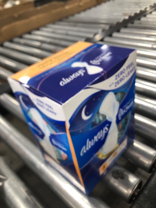 Photo 1 of Always Infinity Feminine Pads for Women, Size 4 Overnight, with wings, unscented, 38 Count