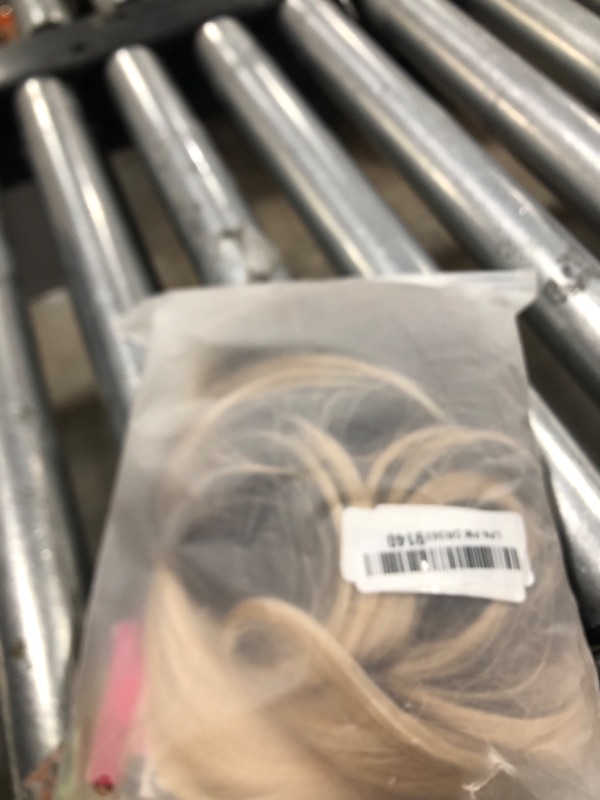 Photo 1 of Honygebia Long Blonde Wig with Bangs - Ombre Dark Root Blonde Wigs for White Women, Striaght Wavy Synthetic Heat Resistant Hair, Natural Cute Wigs for Halloween/Christmas/Cosplay/Party