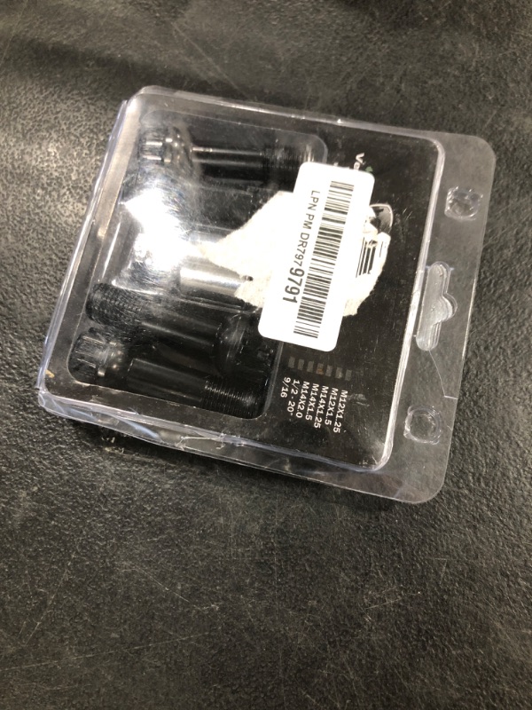 Photo 1 of Set of 4 Veritek 14x1.5mm 2.75 Inch Length 45mm Shank 17mm 19mm Key Hex OEM Black Ball Seat Wheel Bolt Locks for Mercedes Factory Wheels R12
