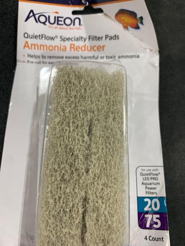 Photo 1 of Aqueon QuietFlow LED PRO Ammonia Reducer 4 Count Filter Pads for Model 20 and 75