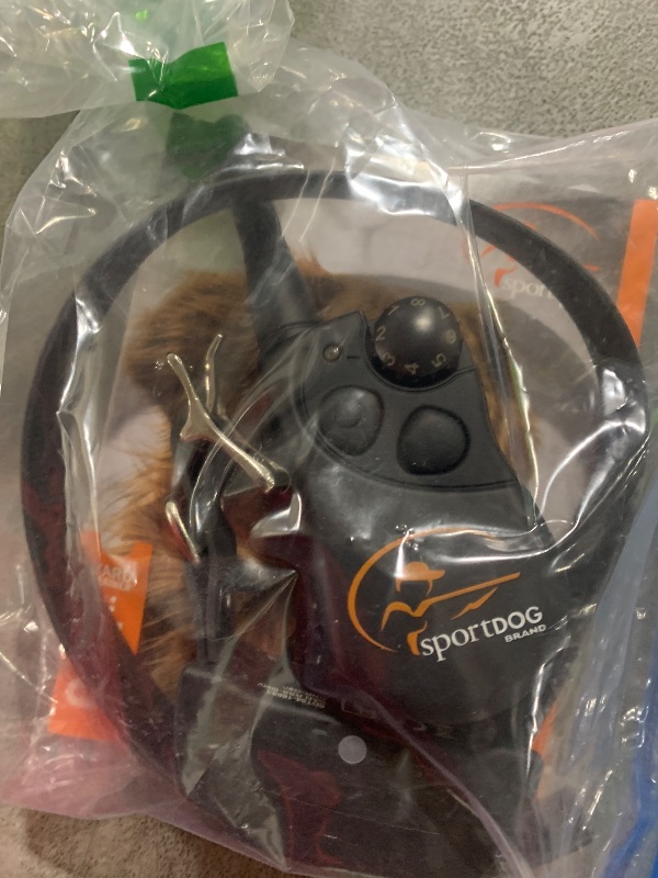 Photo 1 of SportDOG Brand YardTrainer 100 Remote Trainer for Dogs Shock Collar with Remote, Waterproof, Submersible Up to 25 Ft, DryTek Technology, Trainer with Shock, Vibrate, and Tone
