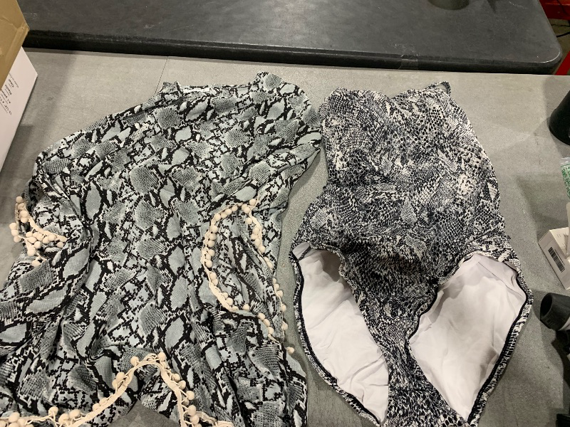 Photo 1 of Women's One Piece Bathing Suit with Cover Snake Skin Pattern XL