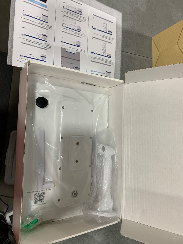 Photo 1 of Solar Powered 4G LTE Modem Router,Outdoor Wireless Router with SIM Card Slot,Free Trial Plan Or Plug Sim Card,Mobile Hotspot 2.4GHz Wi-Fi 150Mpbs,2-External Antennas,Modem for Any Operator (33*25cm)