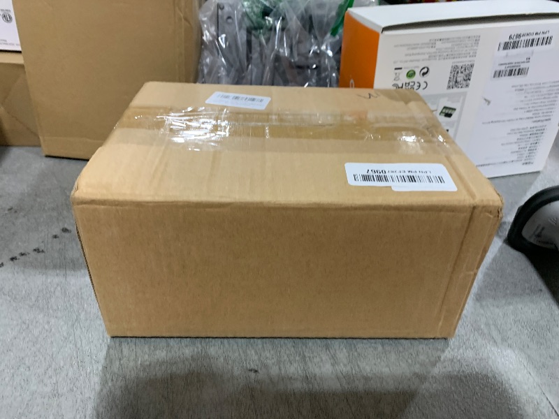 Photo 1 of Powerful Dental Lab Small Square Oscillator Square Orbital Shaker