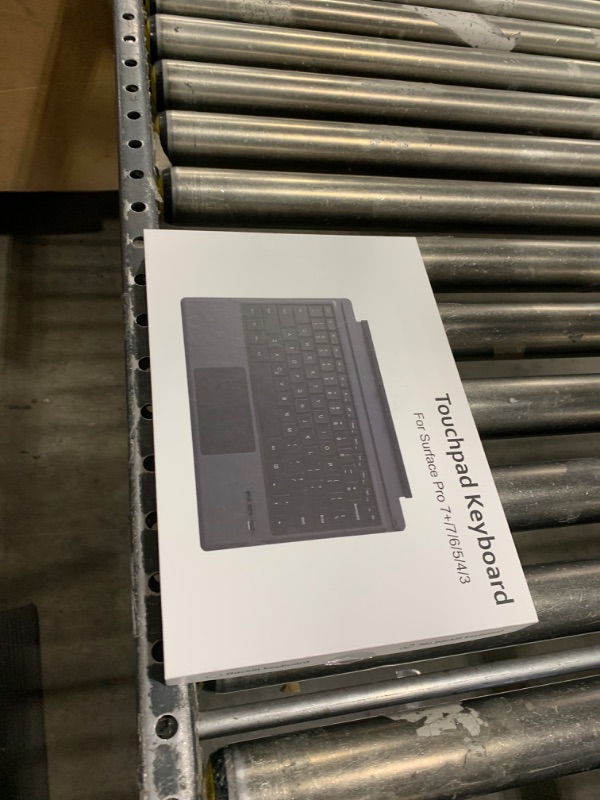 Photo 1 of Qulose Surface Pro 9 Keyboard, Wireless Bluetooth Keyboard for Microsoft Surface Pro 11/Pro 10 2024/Pro 9/Pro 8/Pro X 13 Inch