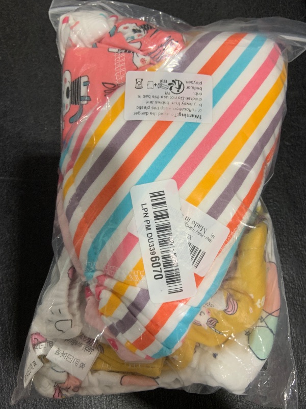 Photo 1 of Potty Training Pants for Girls, Toddler Learning Designs Training Underwear Pants(8 Packs, White, 3-4T, M)