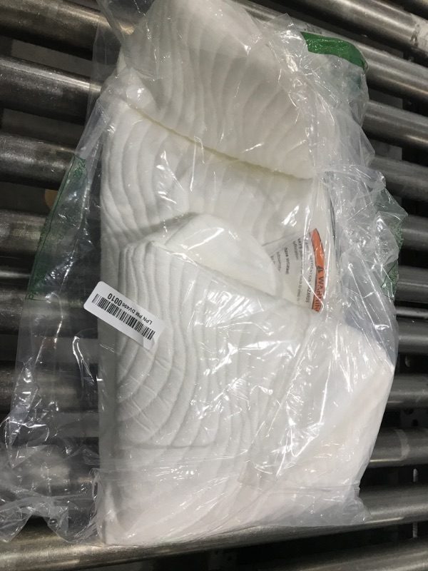 Photo 1 of Baby Bassinet Mattress Pad 18" x 32" x 0.8", for RONBEI, Arm’s Reach Co-Sleeper, QUTANIX, Dream On Me Poppy, Airclub Bassinet Waterproof Replacement Pad with Removable & Washable Mattress Cover