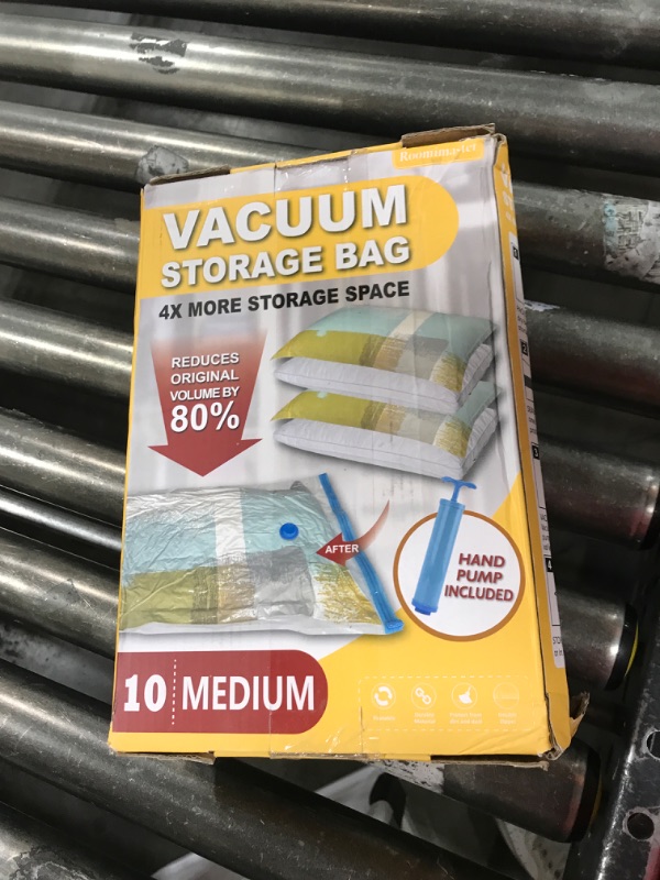 Photo 1 of 10 Medium Vaccum Storage Bags, Space Saver Vacuum Storage Bags Medium, Space Bags, Vacuum Seal Bags for Clothes with Travel Hand Pump