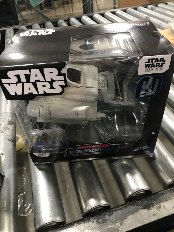 Photo 1 of STAR WARS Micro Galaxy Squadron Tydirium Shuttle - 7-Inch Vehicle with Unique Deco and Four 1-Inch Micro Figure Accessories