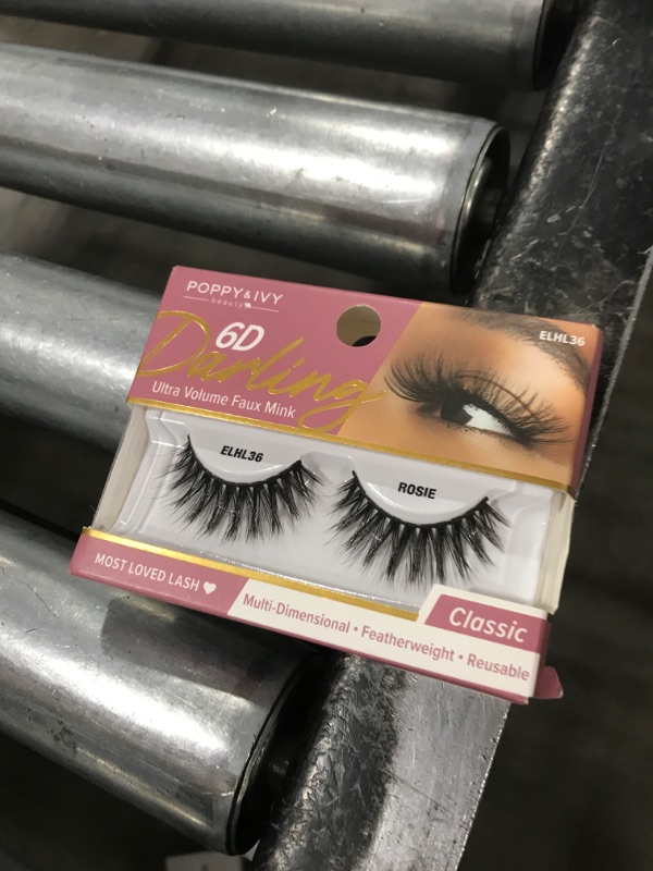 Photo 1 of Poppy & Ivy 6D Darling Lashes - Classic (Gianna)