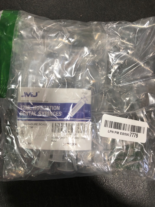 Photo 1 of JMU 10 Pcs Dental Irrigation Syringe with Curved Tip 12cc/ml, Curved Wisdom Teeth Syringe Dental with Measurement