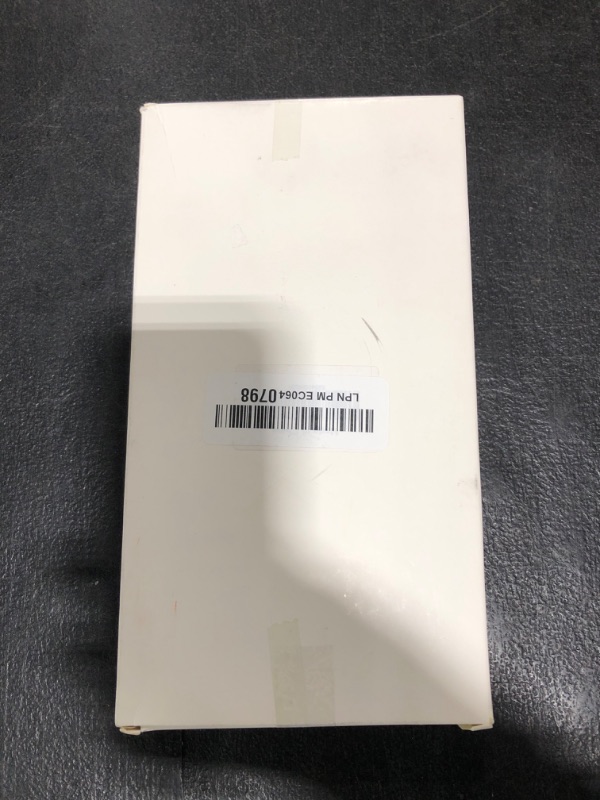 Photo 1 of 100 Pcs Table Place Cards, BetterJonny 3.9 * 3.9 Inch Heart-Shaped Hollow Design Design Blank Card Wedding Table Number Name Place Card Table Place Cards for Wedding Party Birthday DIY Decoration