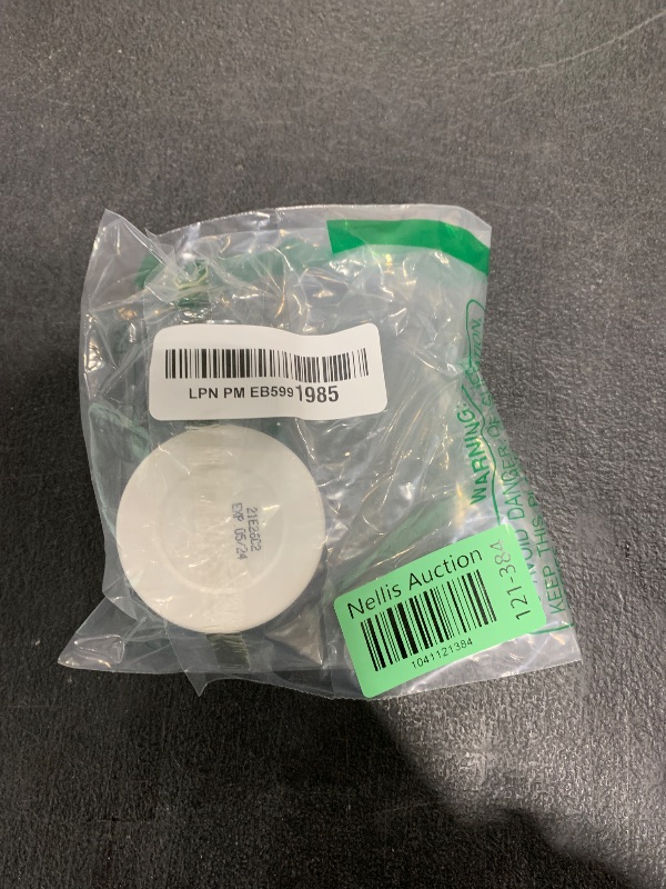 Photo 1 of GNC Pets Advanced Styptic Powder for Dogs | Styptic Powder for Dogs, Use for Nail Clipping | Stop Bleeding with Styptic Powder for Dogs | Dog Styptic Powder, 0.5 oz